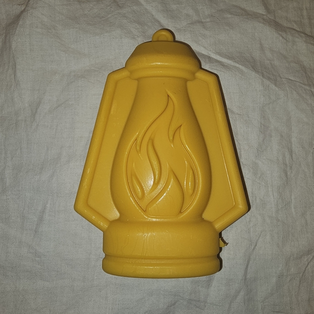 Pupbox Latern Dog Toy NWT Lights Out Nylon Chewtoy - Picture 3 of 3